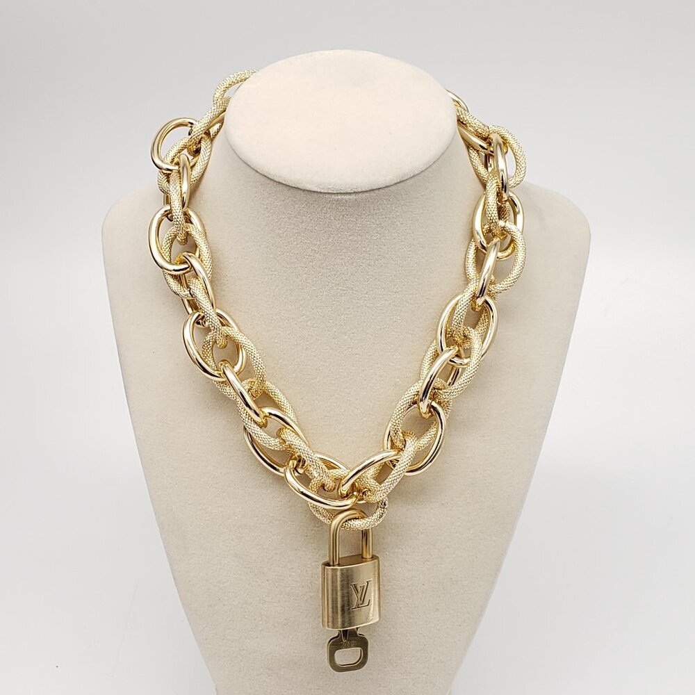 Authentic Louis Vuitton Gold Padlock w/ Unbranded Fashion Geometry Necklace - Picture 7 of 7